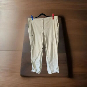 LL Bean Womens 18R Water-Repellent Comfort hiking camping Pants Cream Pocket